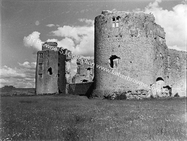 THE CASTLE WESTERN WALL WITH TOWERS